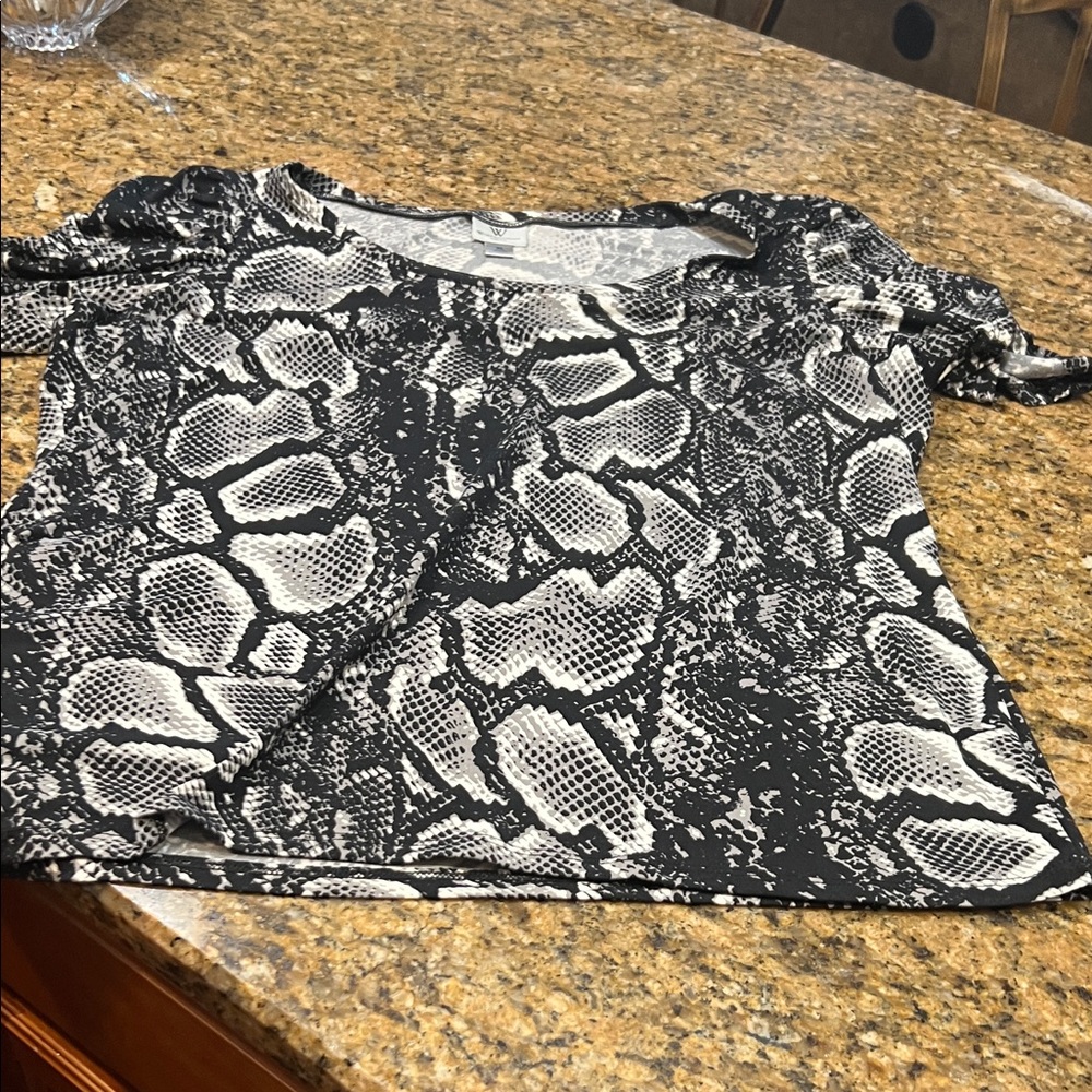 Stylish Black and White Snake Print Blouse